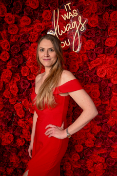 Ali_Gator_123-RosesLove-150