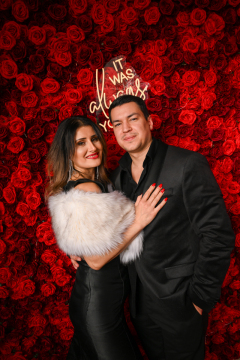 Ali_Gator_123-RosesLove-852