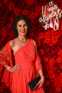 Ali_Gator_123-RosesLove-888