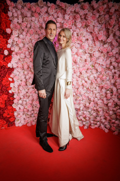 Manuel_Hornsteiner-RosesLove-250